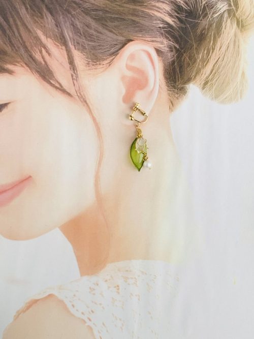 イヤリング‐すずらんのイヤリング/ピアス*ディップアート | アップ
