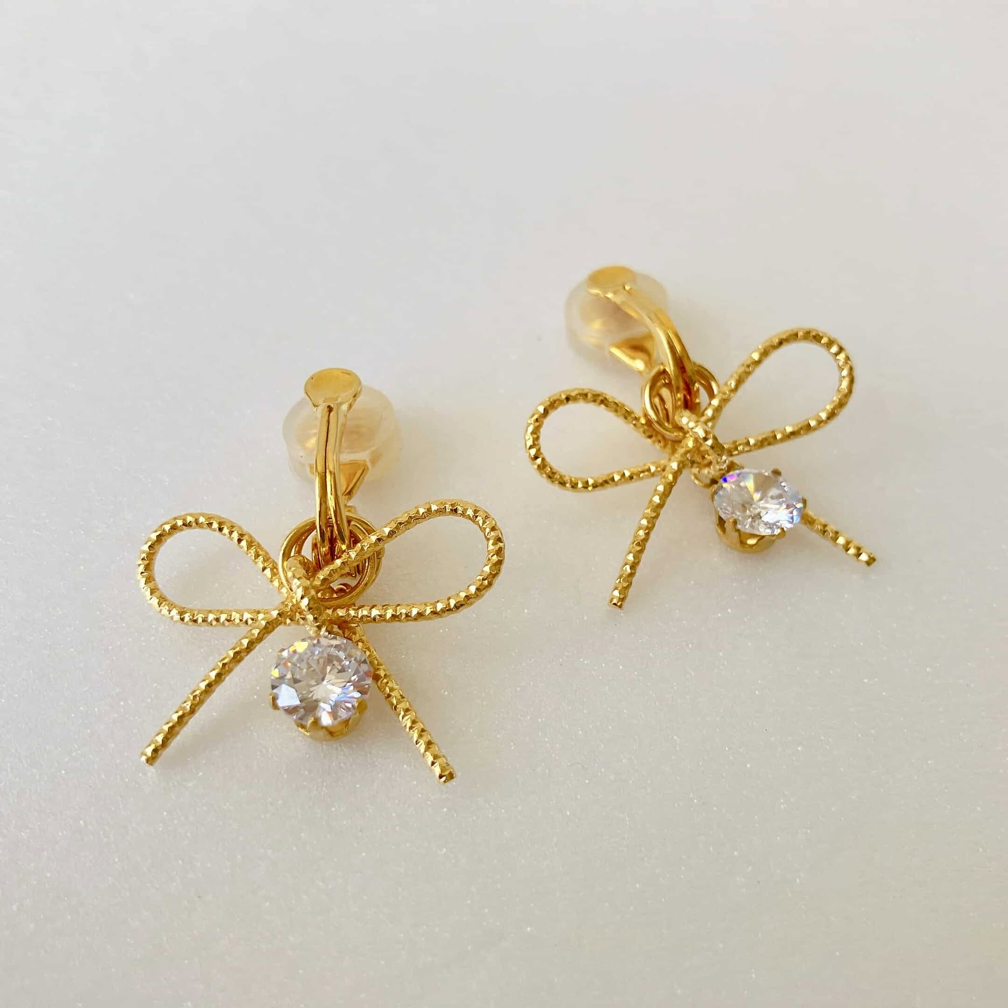  - ワイヤーリボンモチーフとジルコニアの3wayイヤリング - アップフェル《公式》金属アレルギー対応アクセサリーパーツ専門ショップ