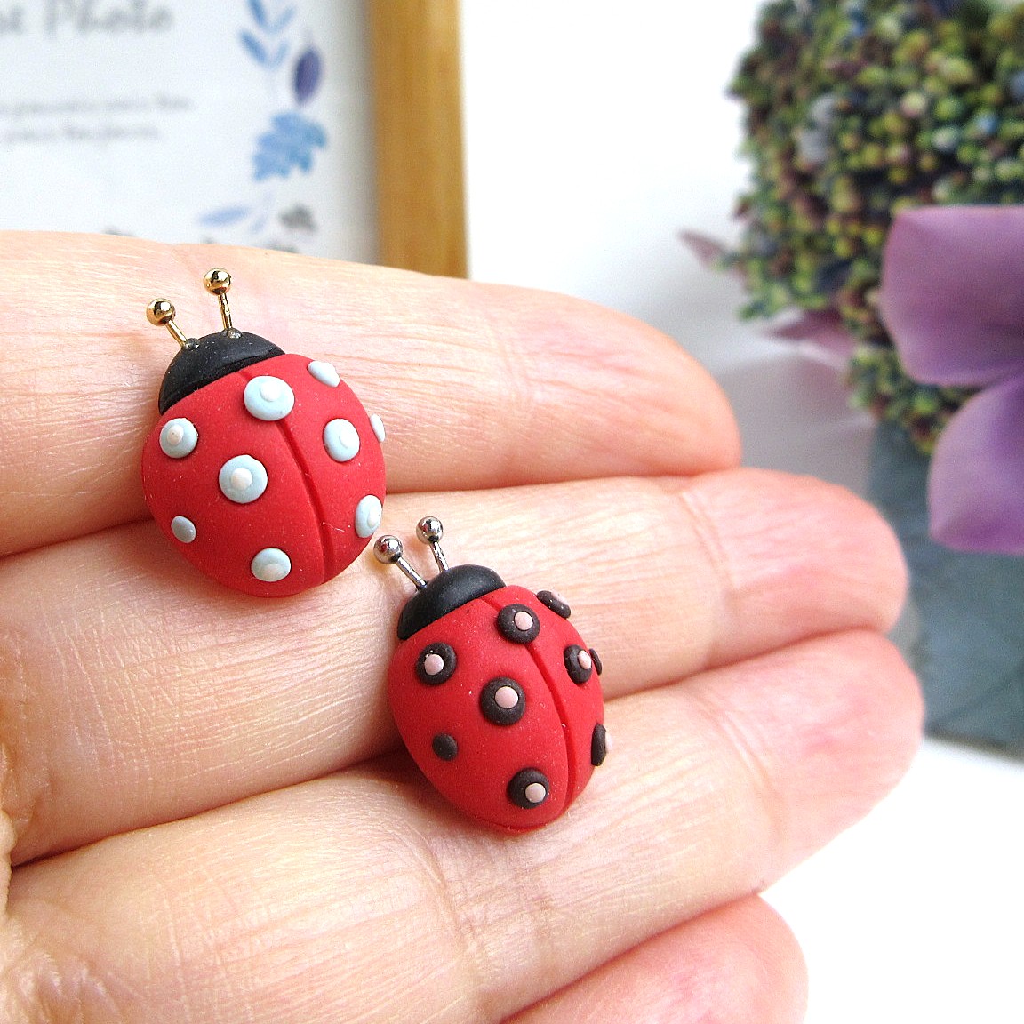  - 幸運のシンボルてんとう虫（Ladybug）のピンバッチ。 - アップフェル《公式》金属アレルギー対応アクセサリーパーツ専門ショップ